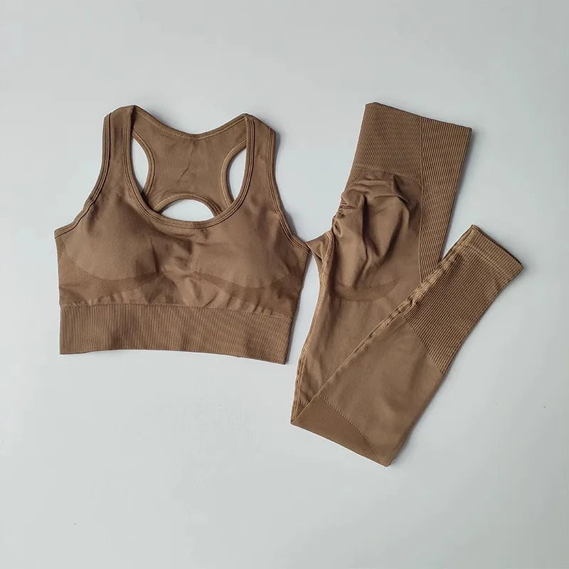 Seamless Women's Fitness Tracksuit – Sports Bra & High-Waisted Leggings Set for Yoga, Gym & Everyday Athleisure